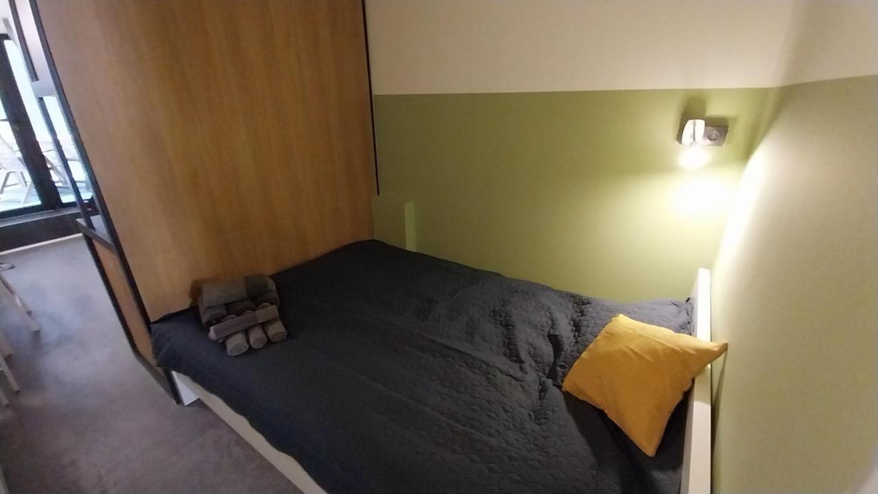 Peaceful Basement Apartment With Terrace & Free Gym 부다페스트 외부 사진