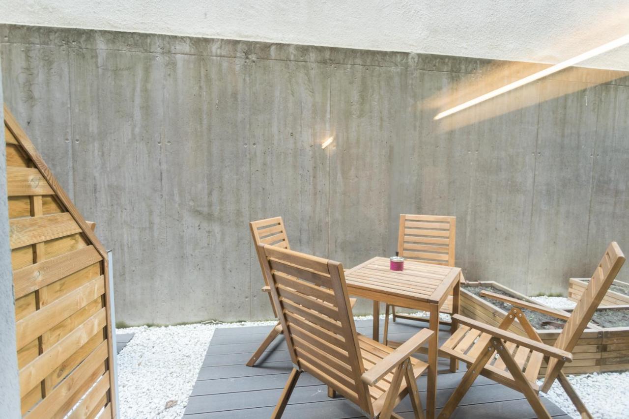 Peaceful Basement Apartment With Terrace & Free Gym 부다페스트 외부 사진