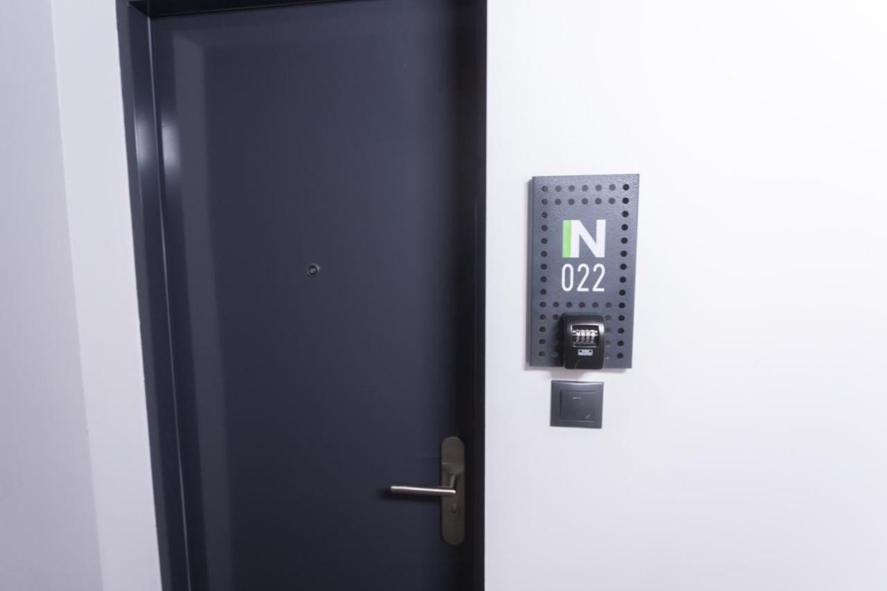 Peaceful Basement Apartment With Terrace & Free Gym 부다페스트 외부 사진