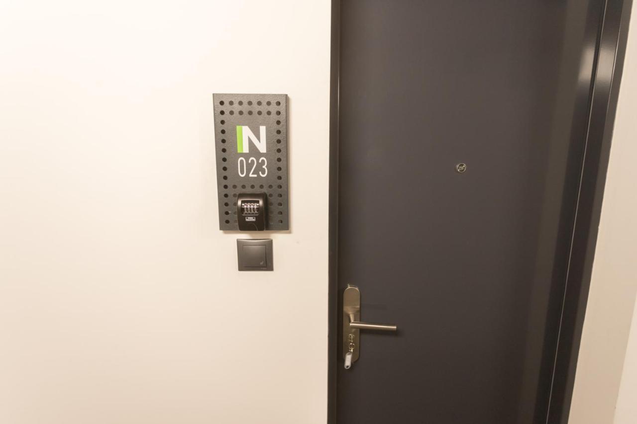 Peaceful Basement Apartment With Terrace & Free Gym 부다페스트 외부 사진